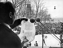 The declaration of Christmas Peace in Turku in 1965, read by Eero Soikkanen, Secretary of the Magistrate. Joulurauha-Turku-1965.jpg