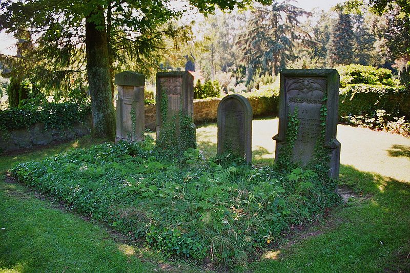 File:Juedischer Friedhof Ibbenbueren 05.jpg