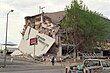 Beschädigtes Gebäude nach dem Northridge-Erdbeben