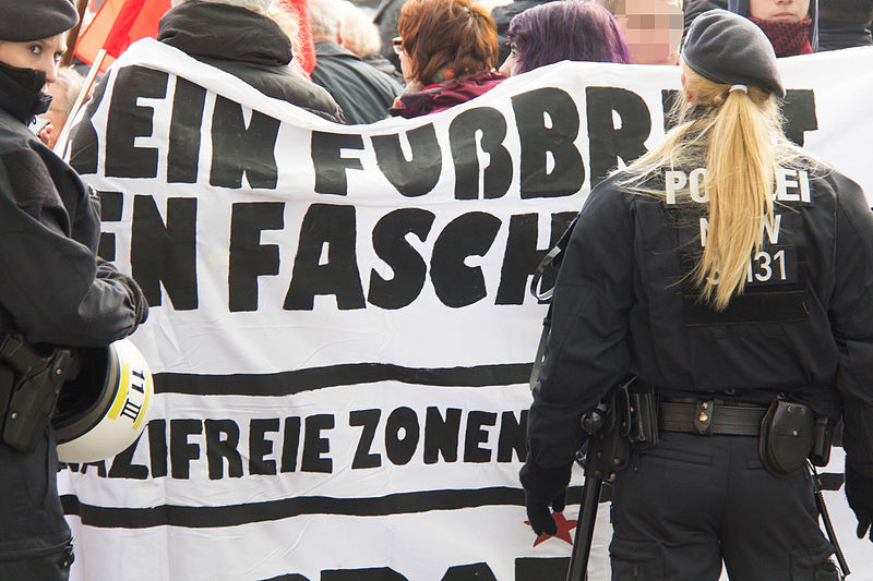 File:Koeln-gegen-rechts-pro-nrw-6.jpg