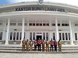 Edificio per uffici di Lanny Jaya Regency