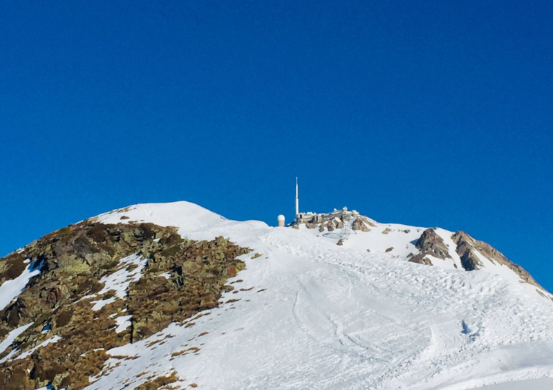 File:Le Pic du Midi de Bigorre depuis le télésiège Coume Lounque (février 2022).png