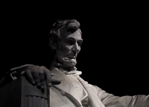 Lincoln Memorial statue at night