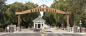 Porte de Long Valley Road, Hidden Hills, Californie.jpg