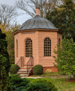 Summer House at the Redwood Library.