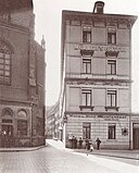 Gasse entlang der Westseite der Kirche, 1909