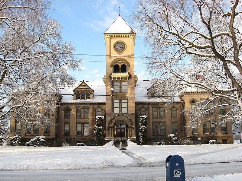 فایل:Memorial Building Whitman College.jpg