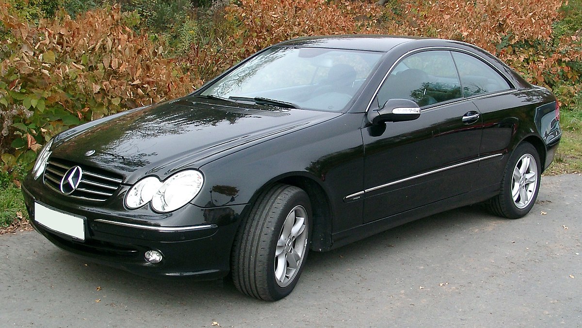 https://upload.wikimedia.org/wikipedia/commons/thumb/b/be/Mercedes_CLK_front_20071029.jpg/1200px-Mercedes_CLK_front_20071029.jpg