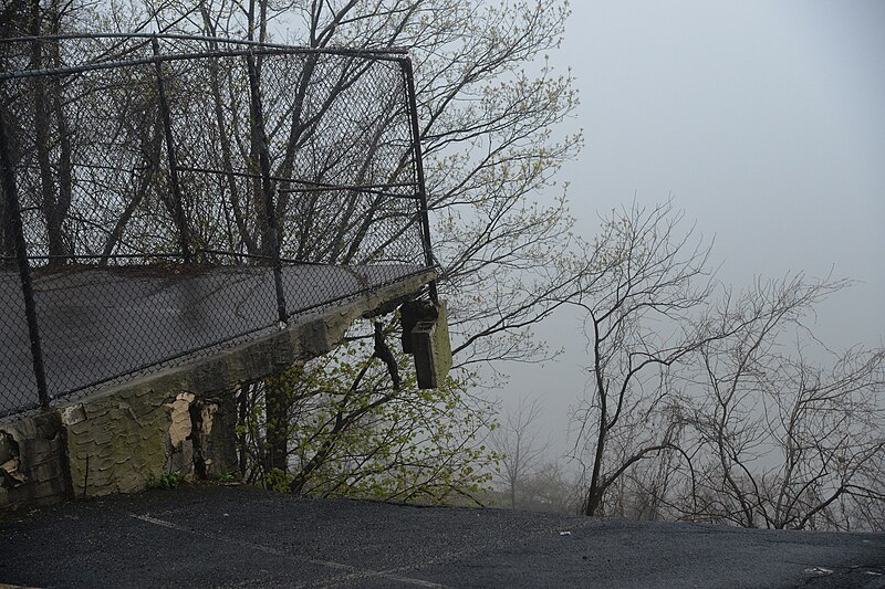 File:Metro-North Mudslide (13894585508).jpg