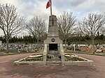 Oorlogsmonument op de begraafplaats, Champigny-sur-Marne