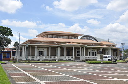 Museo Histórico Dr. Rafael Ángel Calderón Guardia. Creado en 1991 para destacar la trascendencia histórica de la vida y obra del Dr. Rafael Ángel Calderón Guardia en el desarrollo social, político y económico de Costa Rica, manteniendo su legado vigente en la población. Calderón fue presidente de la República entre 1940-1944, es Benemérito de la Patria y el gran reformador social.