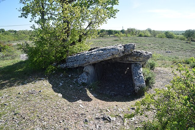 Dolmen von Magès