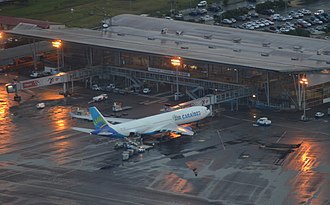 Cayenne Airport Normand DSC 0841 (9171675489).jpg