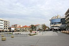 Platz im Stadtzentrum aus der Konstantinoupoleos Straße fotografiert