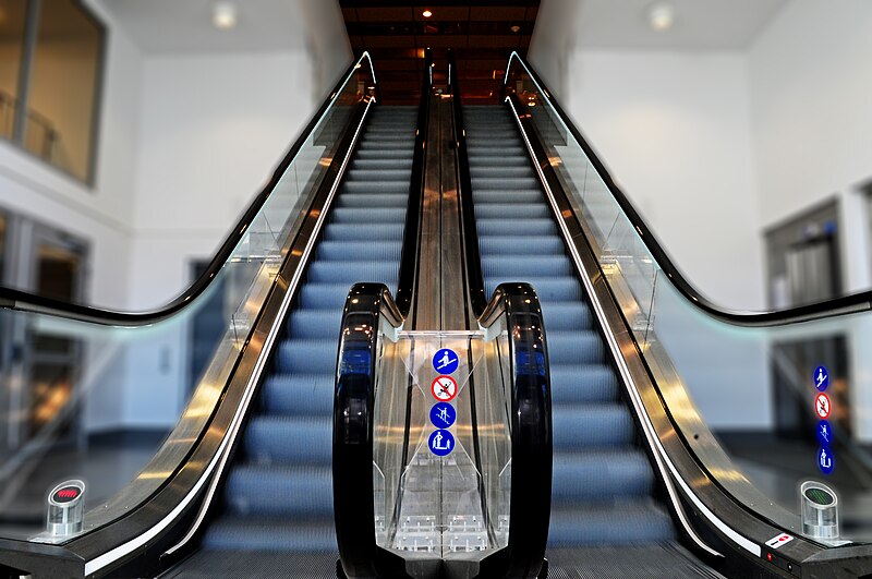 File:Otis Escalator 506 NCE (Daniel Åhs).jpg