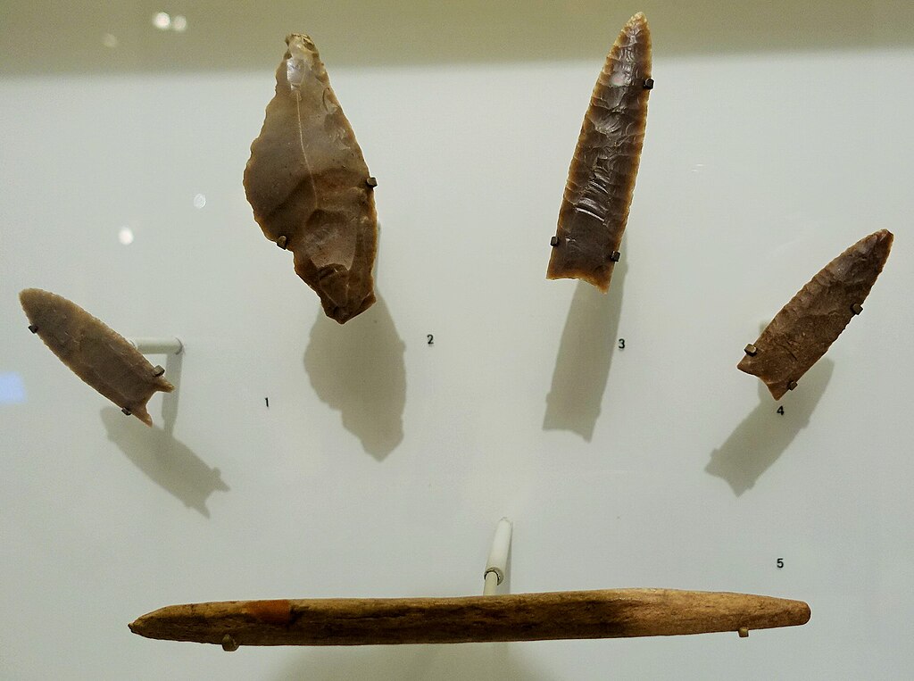 ancient indian tools and weapons