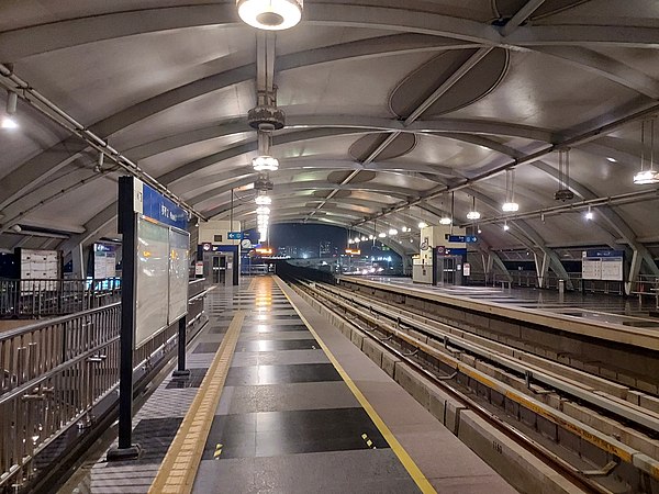 Platform No 1, towards Sector 55-56, Phase 2 Metro Station