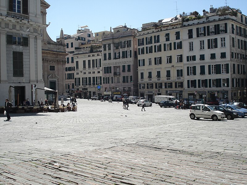 File:Piazza Matteotti Genova.jpg