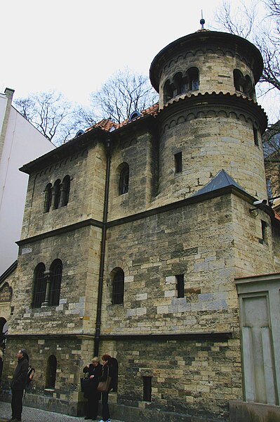 File:Prague Jewish Quarter building.jpg