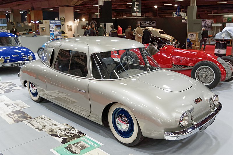 File:Rétromobile 2018 - Wimille 02 - 1948 - 001.jpg