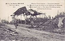 RP 221 bis - La Guerre 1914-15-16 - Offensive Franco-Anglaise - FLAUCOURT - Les ruines de la gare du chemin de fer établi par les Allemands.jpg
