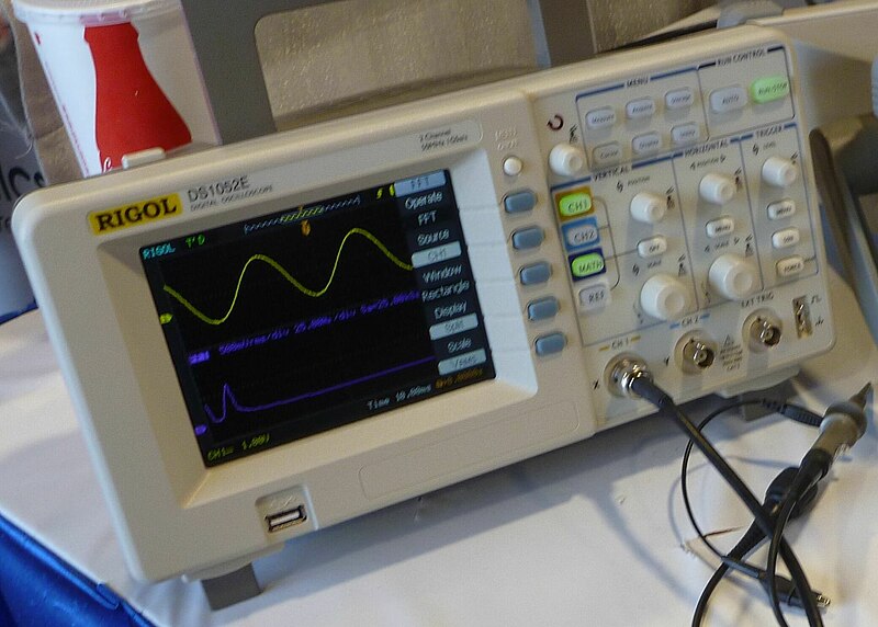 File:Rigol oscilloscope DS 1052E.jpg