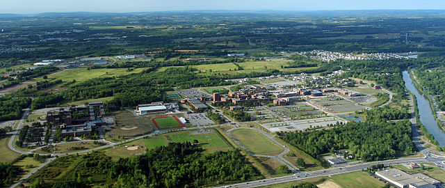 The RIT campus as seen from the air, looking south, Genesee River on the right (2007).