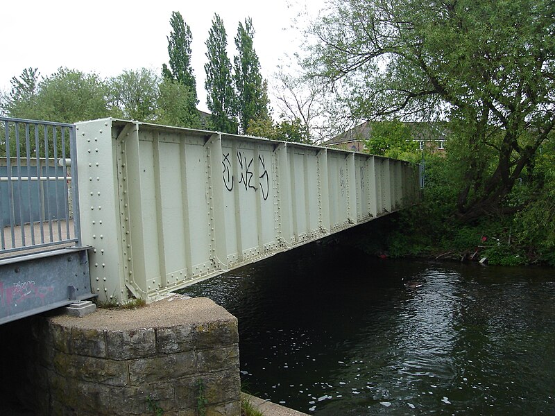 File:River Lee Railway Bridge.JPG