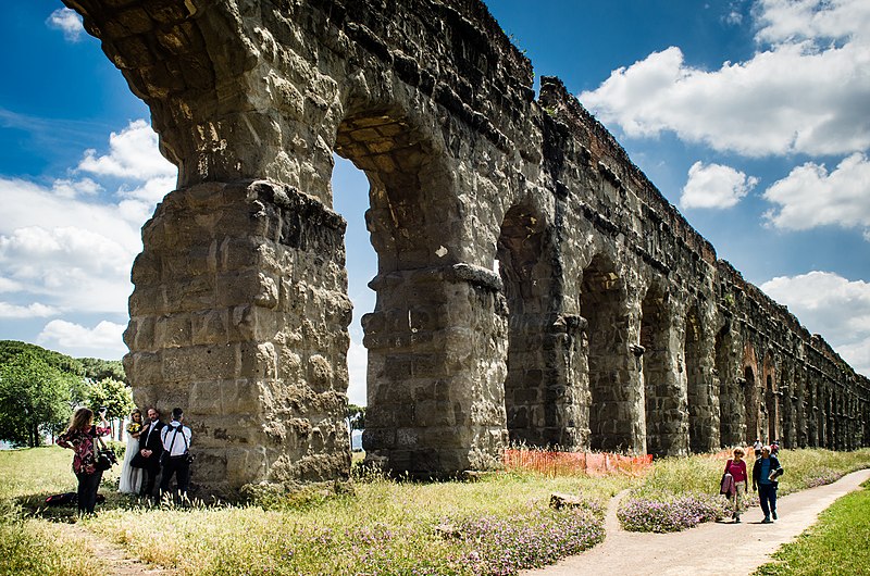 File:Roma - Gita al Parco degli Acquedotti - 01.jpg