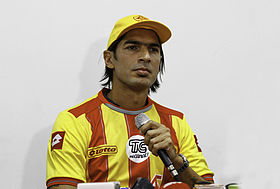 SEBASTIAN ABREU (16846564431).jpg