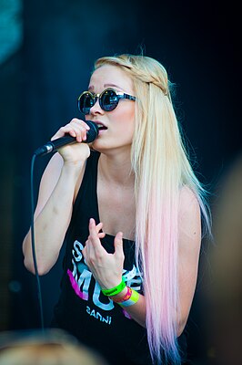 Sanni - Rakuuna Rock 2014 3.jpg