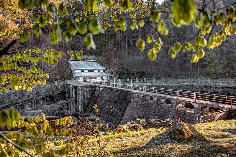 File:Saussbachstausee.jpg