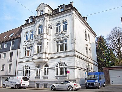 Moltkestraße 28