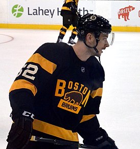 Sean Kuraly con Boston Bruins.jpg