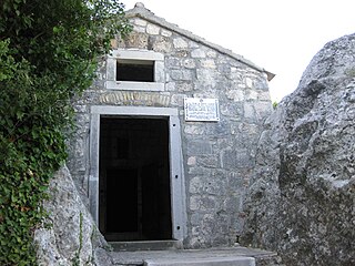 Knin camp Serbian detention camp (1991–1992)