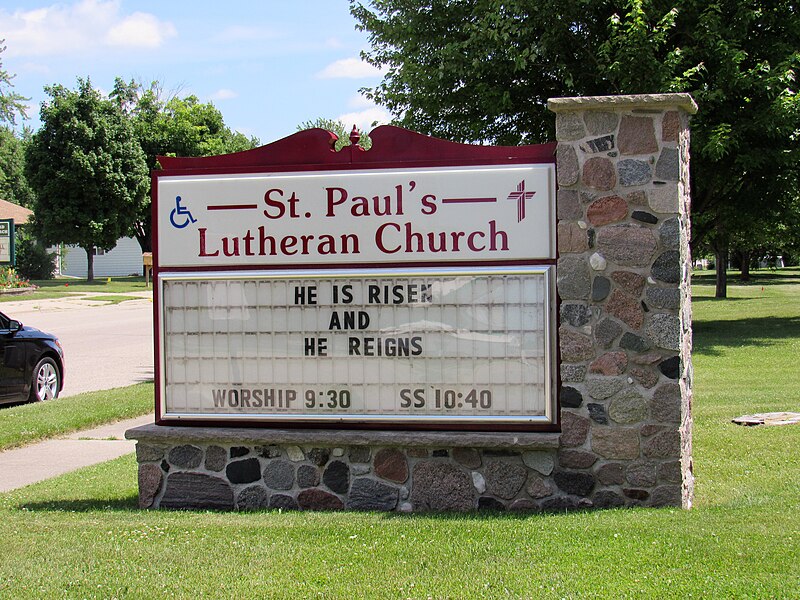 File:St. Paul's Lutheran Church - Henning, Minnesota 03.jpg