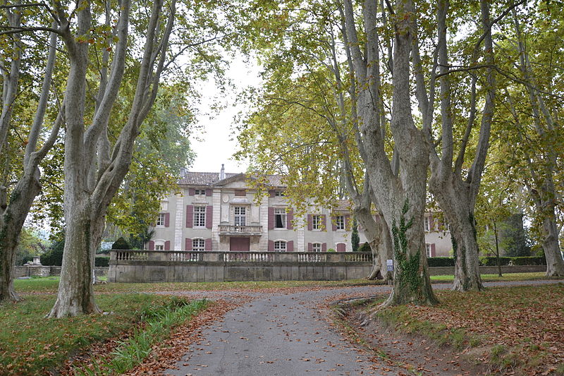 File:St Rémy - Château de Roussan 1.JPG