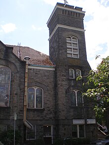 The church's exterior, 2011 Sunnyside United Methodist Church, PDX.jpg