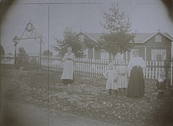 Sumiaisten kirkonkylän työväenyhdistyksen työväentalo 1912.