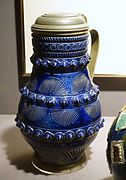 Tankard, Duitsland, Kreussen, 1500, steengoed - Museum of Anthropology, University of British Columbia - DSC09070.jpg