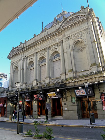 Cómo llegar a Teatro Municipal 3 De Febrero en transporte público - Sobre el lugar