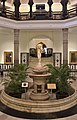 The Prince of Wales Museum lobby front view 01.jpg