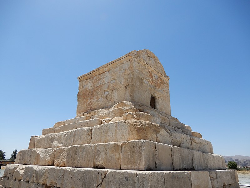 File:Tombe de Cyrus le Grand, 5.jpg