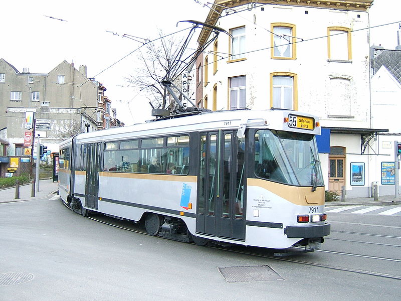 File:Tram 55 at Ukkel-Kalevoet (427929508).jpg