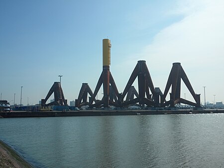 Tripods in Bremerhaven