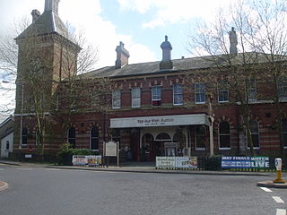 <span class="mw-page-title-main">Tunbridge Wells West railway station</span> Station in Kent, England