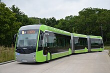 Un bus bi-articulé METTIS du réseau LE MET'