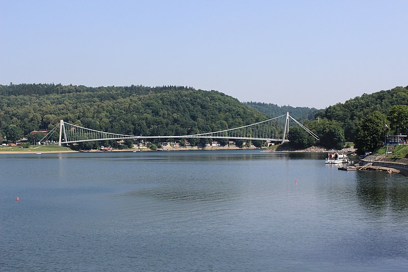 File:Vranov bridge - panoramio.jpg