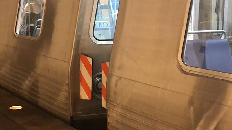 File:WMATA 7000 Series "Rubber Barriers".jpg