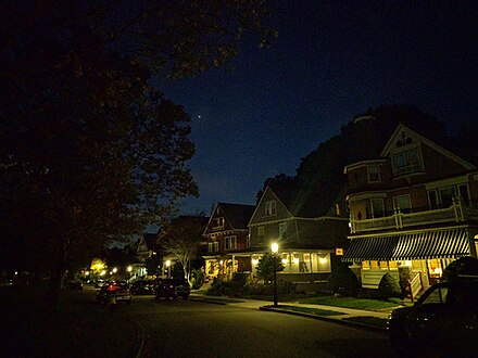 Gas lamps continue to light the way at Wellesley Park